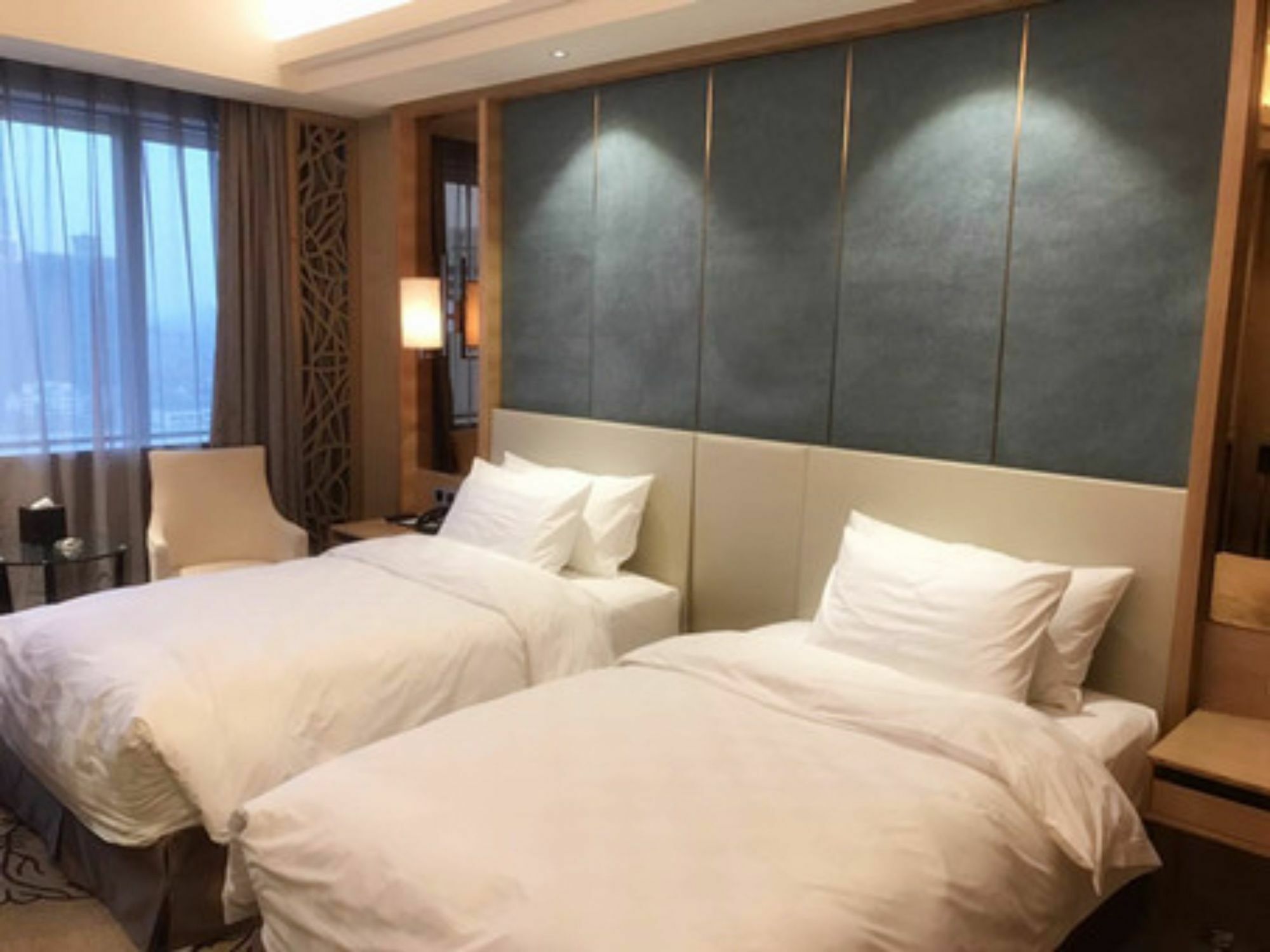 Jinan Luxury Blue Horizon Hotel 외부 사진